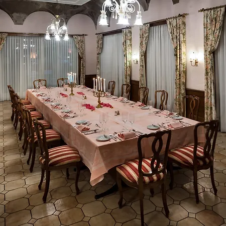 Dell'angelo Отель 3*