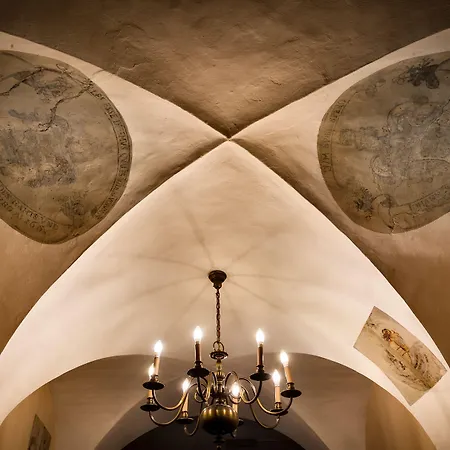 Dell'angelo Отель Локарно