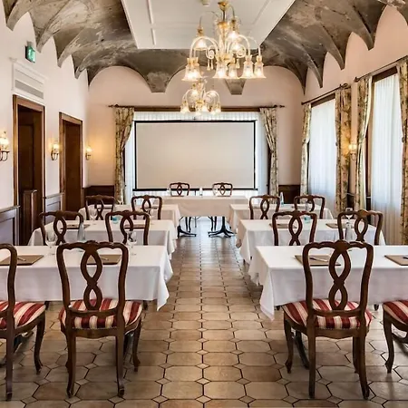 Dell'angelo Szálloda 3*