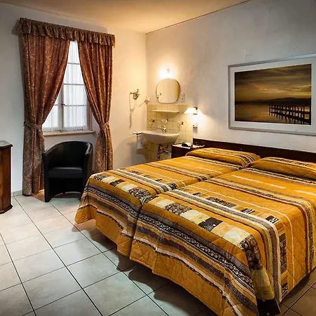 Dell'angelo 3* Locarno