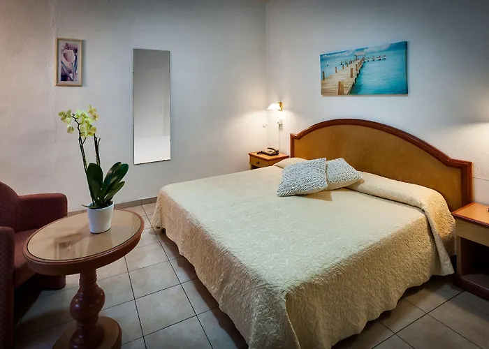 Dell'angelo Szálloda Locarno